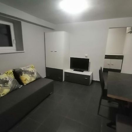 Pokoje Goscinne U Oksany Łagów Екстериор снимка